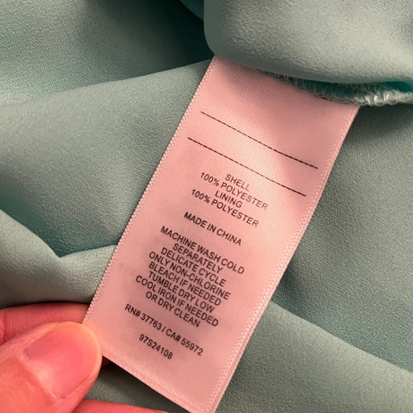 LAUNDRY BY SHELLI SEGAL Ruffled dress (NWOT) - Picture 15 of 15